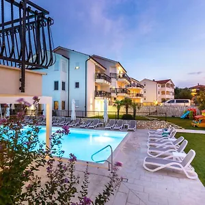 Cool Apartment Silo (Krk)