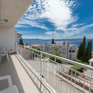 Anne , Crikvenica Horvátország
